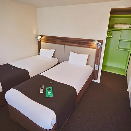 Campanile Melun Senart 3*
