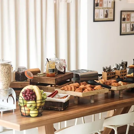 酒店 Campanile Melun Senart 维尔特·圣丹尼斯
