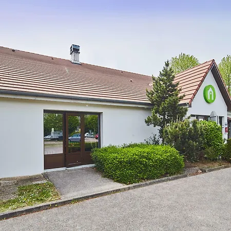 Campanile Melun Sénart Hotel Vert-Saint-Denis