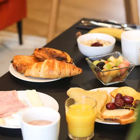 Hotel Campanile Melun Senart