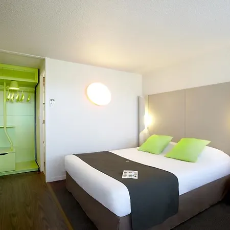 Campanile Melun Senart Hotel