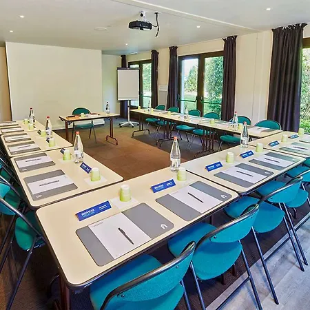 Hotell Campanile Melun Senart