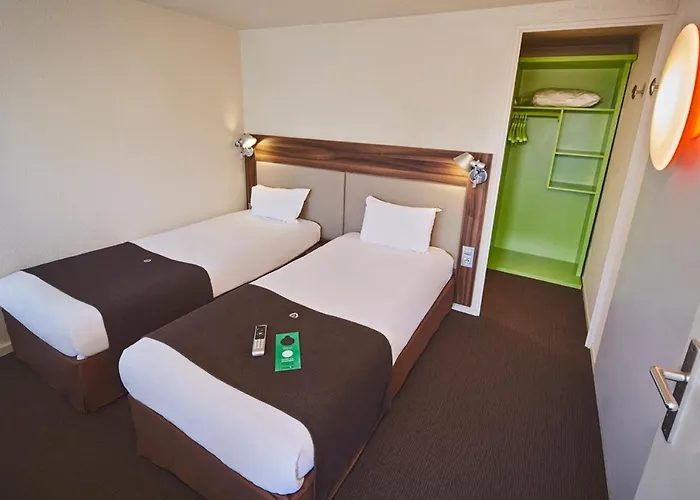Campanile Melun Sénart 3*