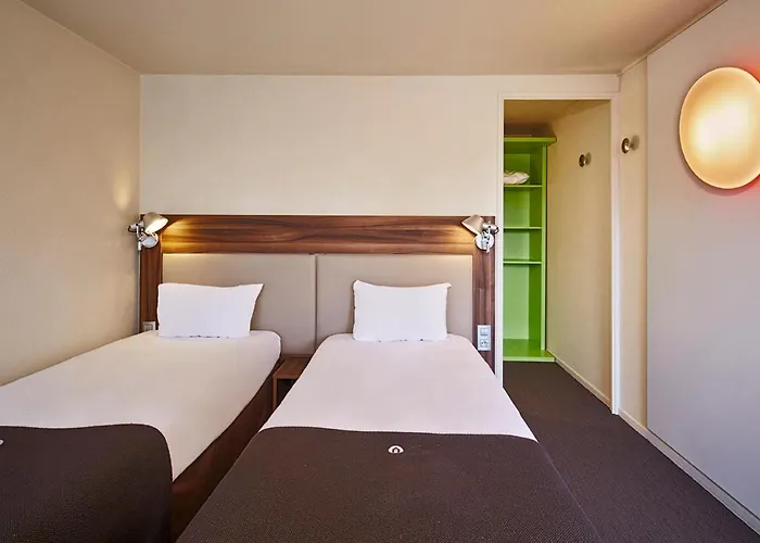 Hotel Campanile Melun Sénart