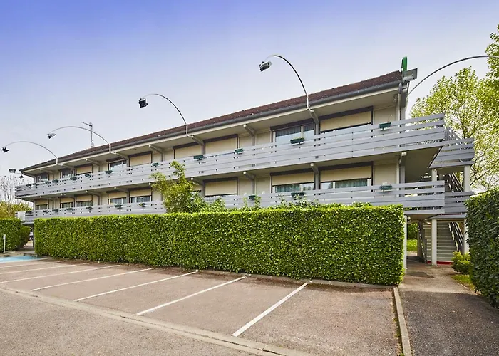 Hotel Campanile Melun Sénart