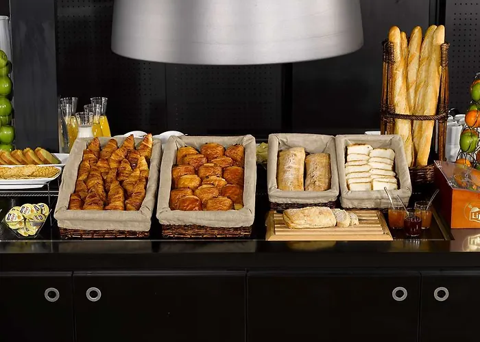 Campanile Melun Sénart Hotel