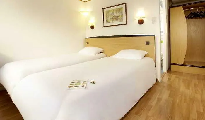 Hotel Campanile Melun Sénart 3*
